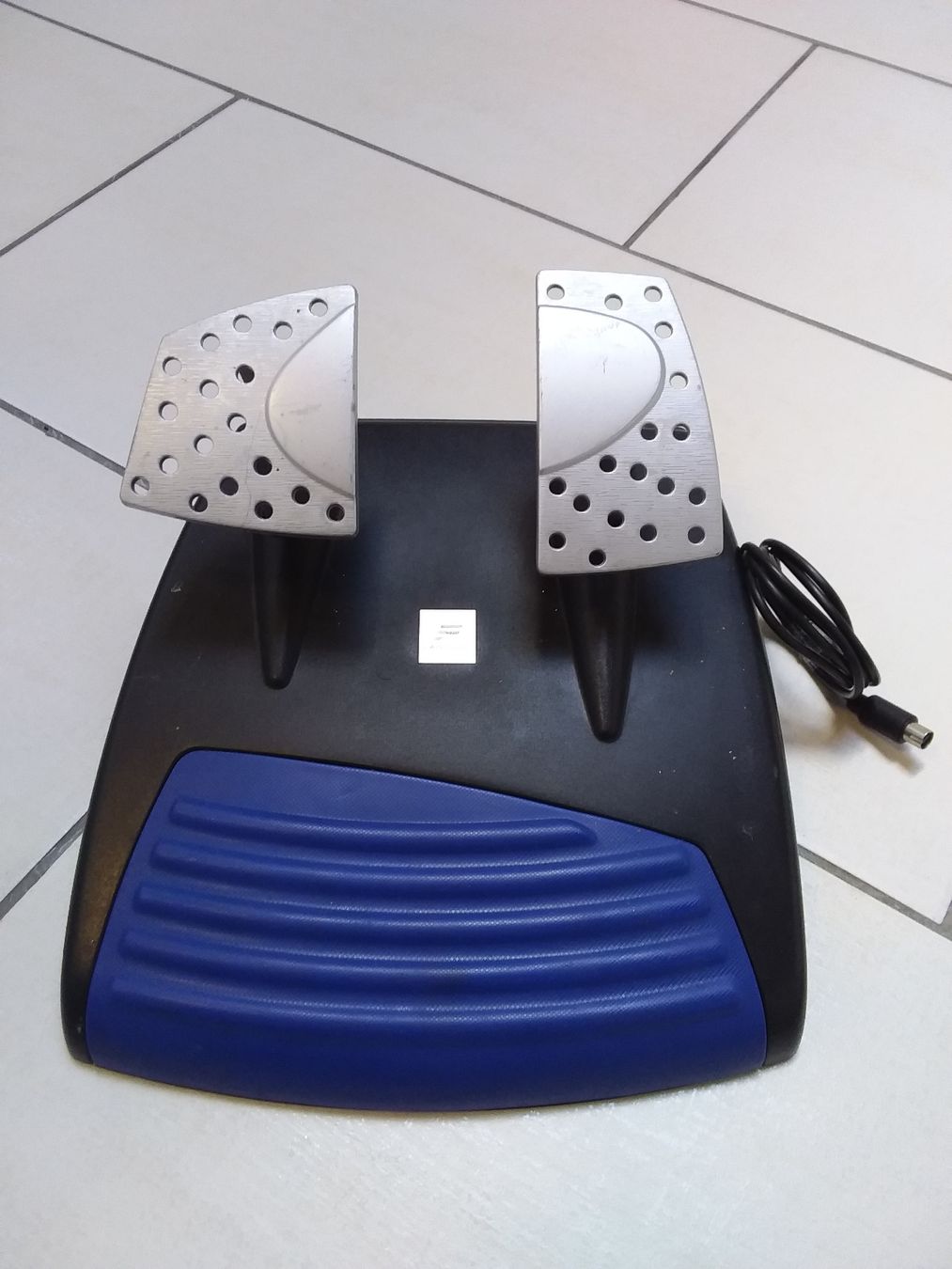 Controller: Fanatec Speedster 3 Playstation 2 – Difettoso da Ligornetto venduto da Gurzo 5