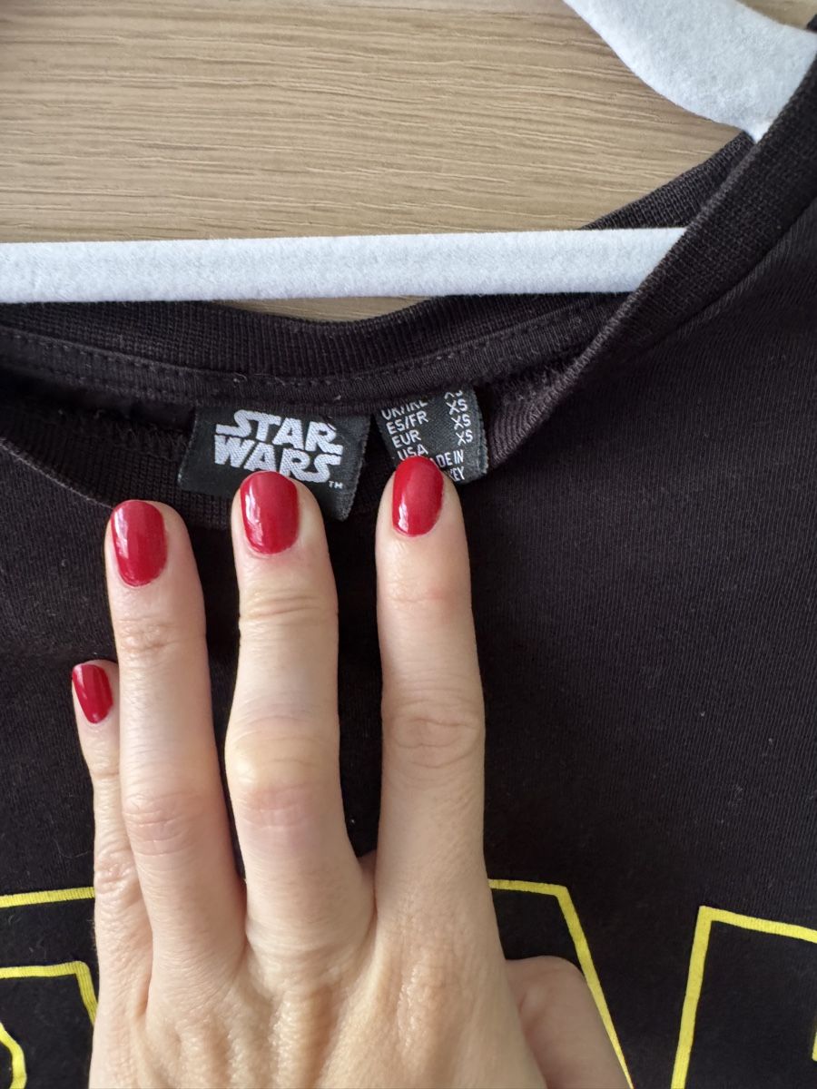Star Wars T-shirt: Star Wars T-shirt XS – Usato da Zürich venduto da Lovelyperfumes 1