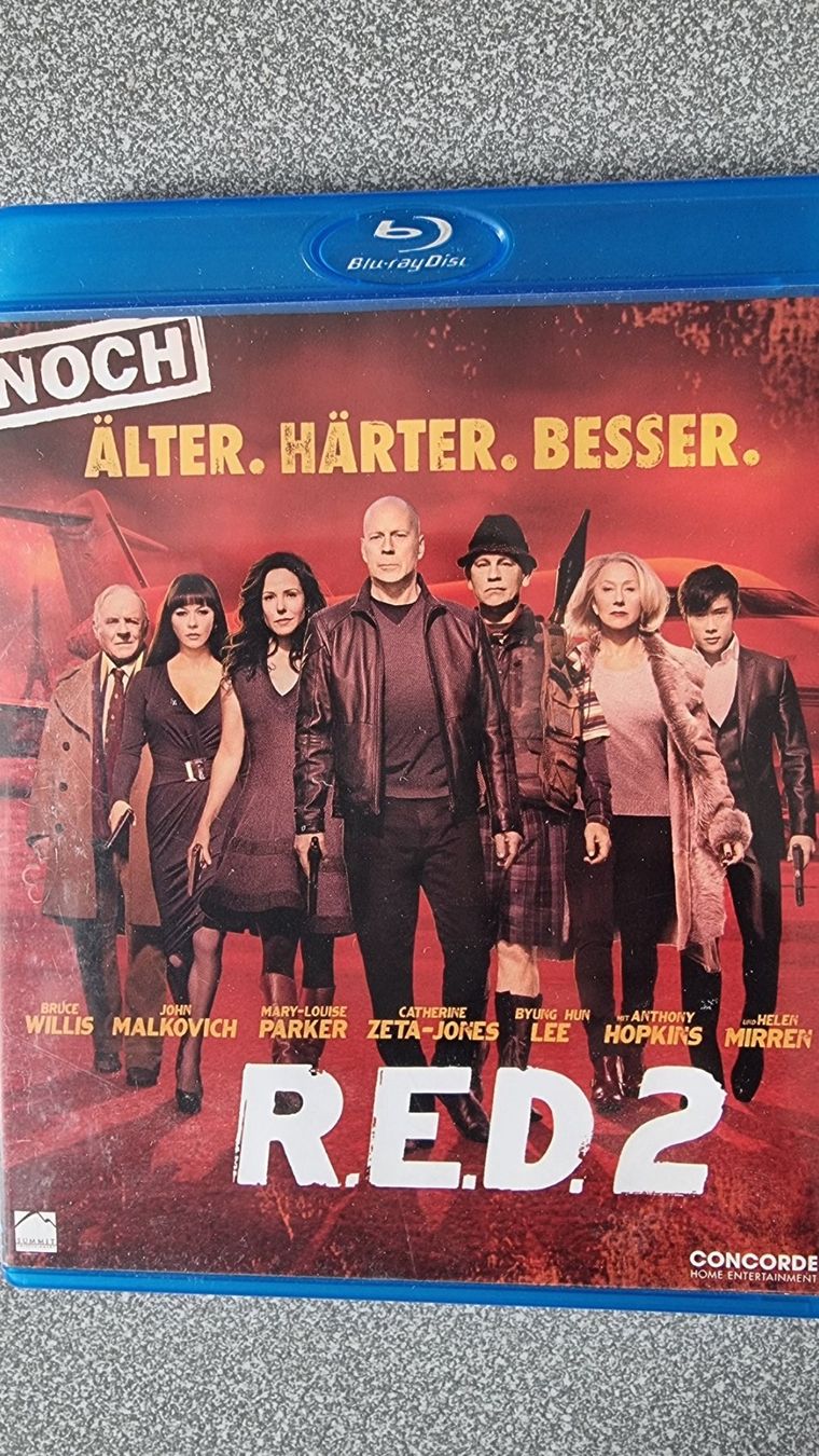 Tous les DVDs: Blu Ray - R.E.D.2 / Bruce Willis – D'occasion à Oetwil am See par fineli2