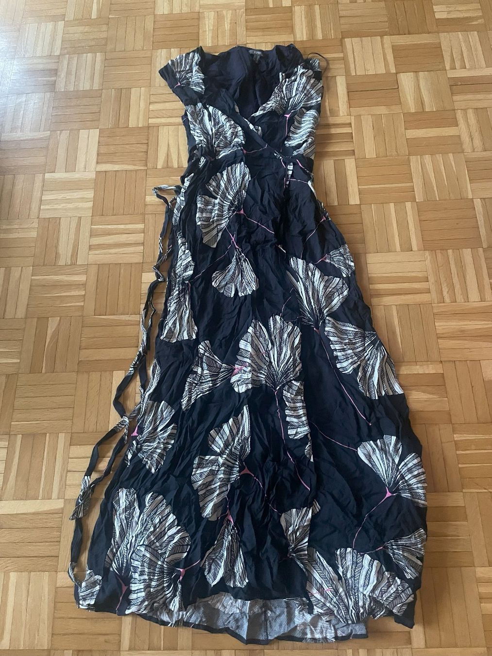Esprit Vestiti: Kleid von Esprit Grösse 36 wie neu – Nuovo (secondo la descrizione) da Zürich venduto da Miush999