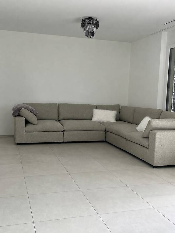 Sofas: Neues Ecksofa  – Gebraucht aus Islikon von ang_w9wh