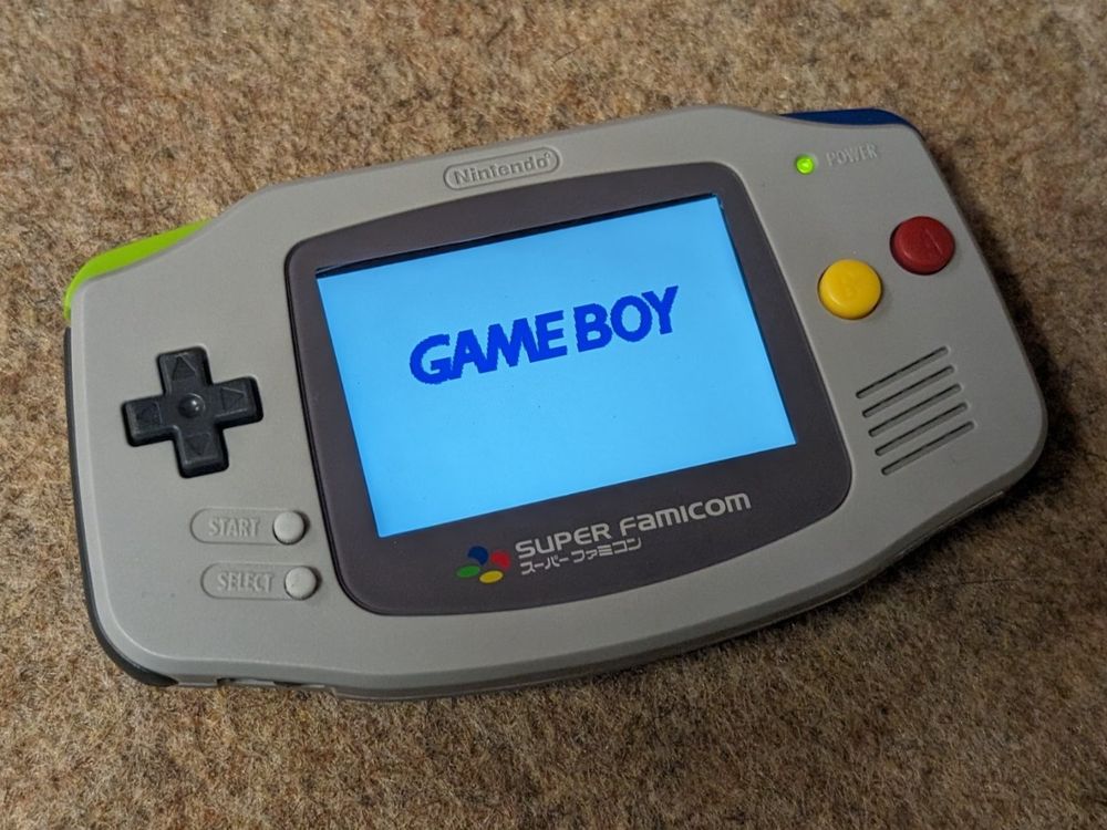 Nintendo Gameboy Advance - SNES Design - IPS Display (Neu (gemäss ...
