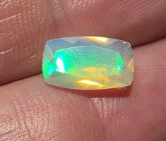 1.6ct Opale Naturel facettée