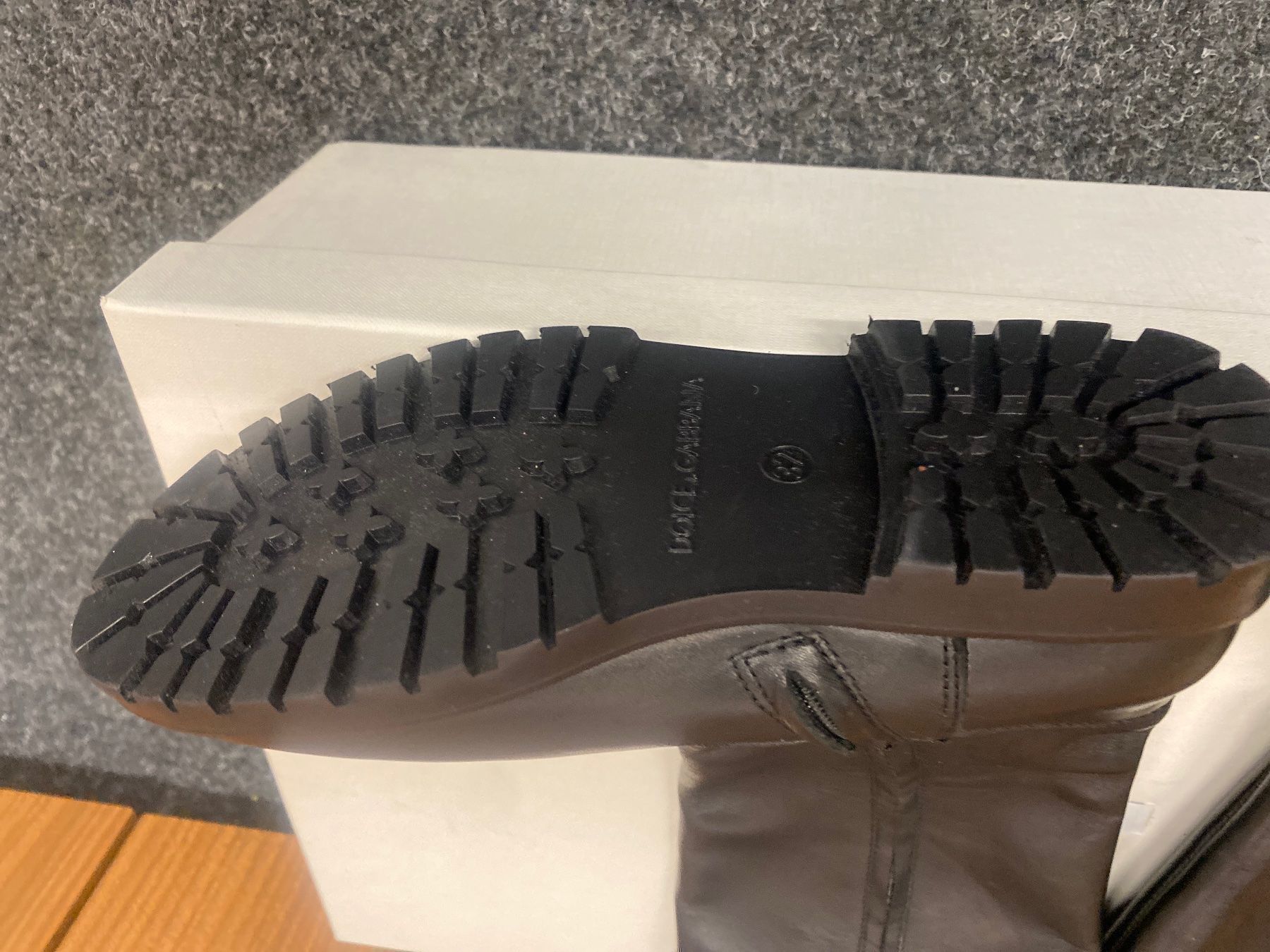 Dolce & Gabbana Schuhe für Mädchen: Dolce Gabbana Stiefel 32 – Neu und originalverpackt aus Lachen SZ von LuganoLugano 5