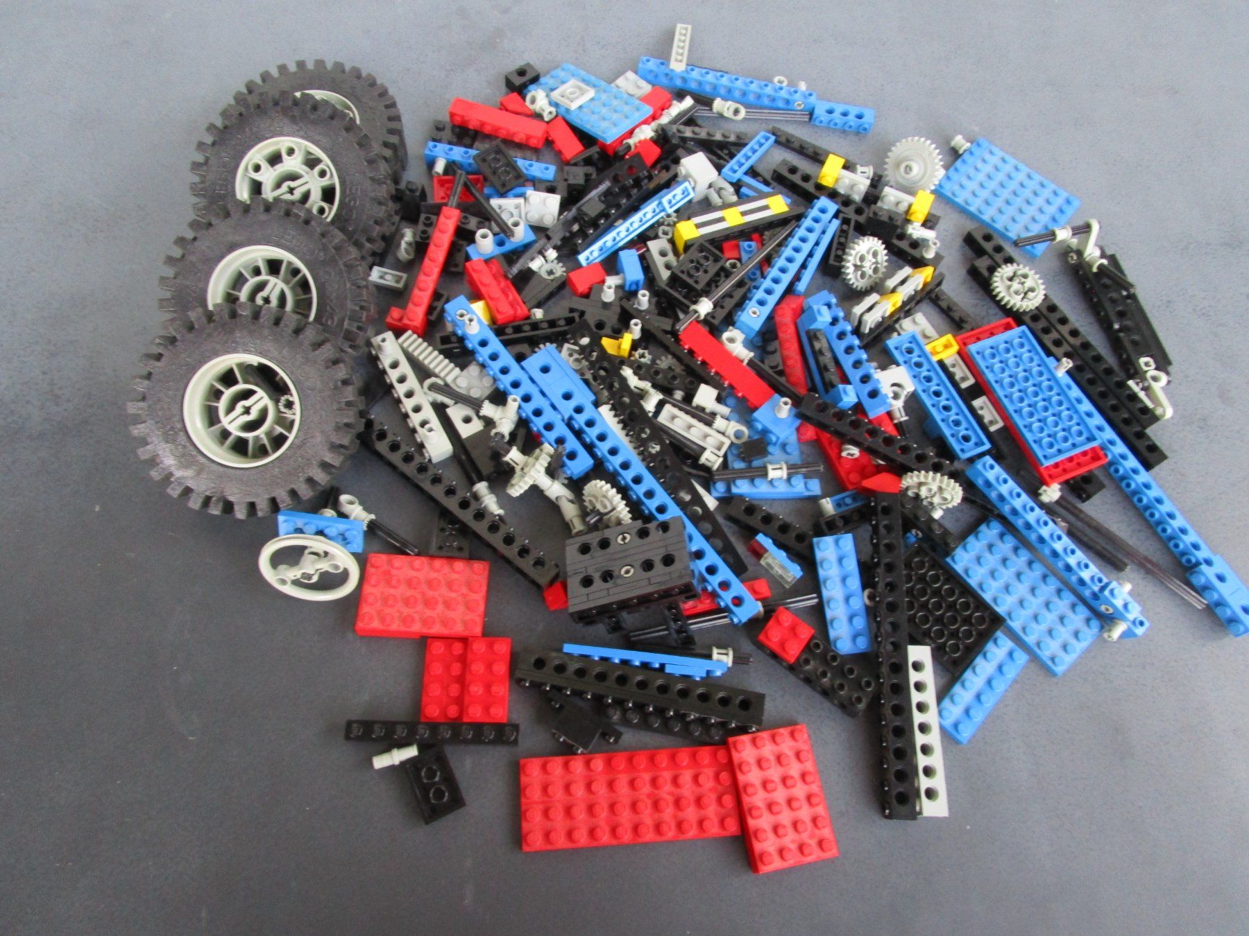 Lego Kit di costruzioni: LEGO Technic Set 8859 Traktor – Usato da Rapperswil SG venduto da Ralphy 1