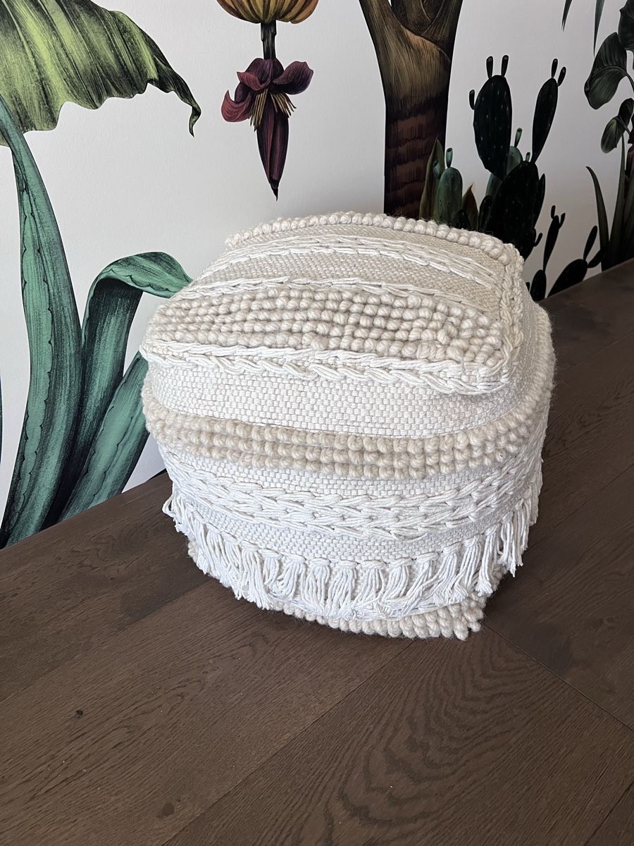 Sgabelli: Hocker geflochten beige mit Fransen – Usato da Horgen venduto da laurakm