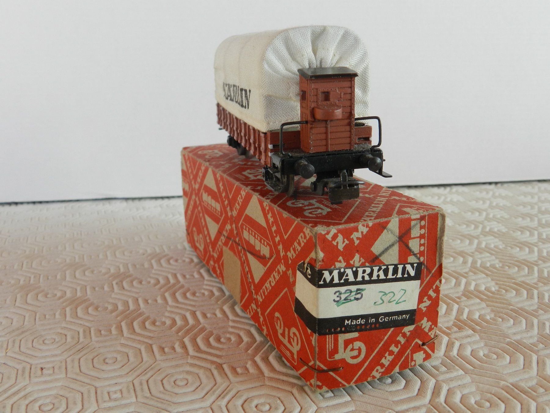 Märklin Modellini di ferrovie: Märklin Planenwagen Bremserhaus 322 – Usato da Arzier-Le Muids venduto da elocin83