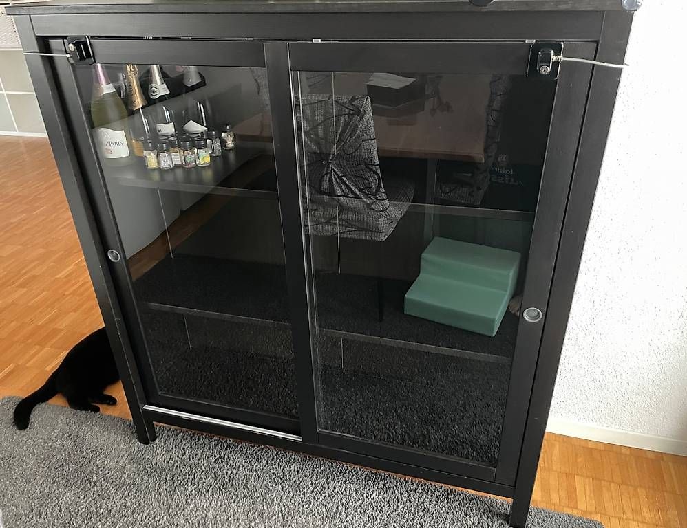 Armoires: Schrank – D'occasion à Glattpark(Opfikon) par TheaSeddig