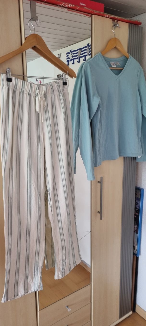 Negligees & Pigiami: Sommer Set: Hose gestreift & Longsleeve, Gr.S  neu – Nuovo (secondo la descrizione) da egliswil venduto da Maggy6