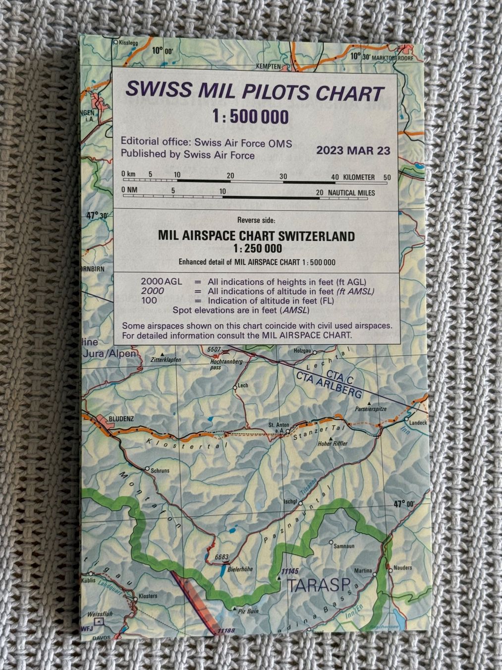 Bücher: Swiss MIL Pilots Chart - Schweizer Luftwaffe – Gebraucht aus Brütten von Hst1