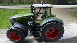 BRUDER Traktor