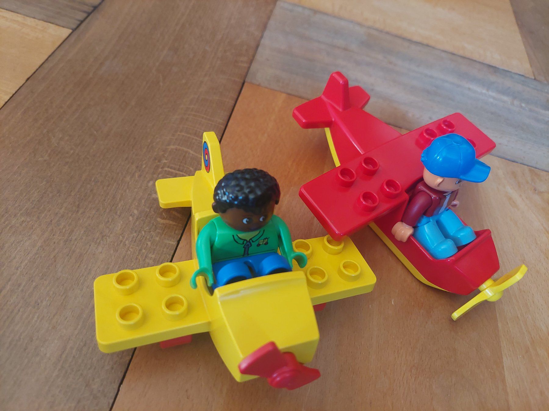 Lego Giocattoli: Lego Duplo 2-er-Set Flieger – Usato da Beckenried venduto da Havacola 3