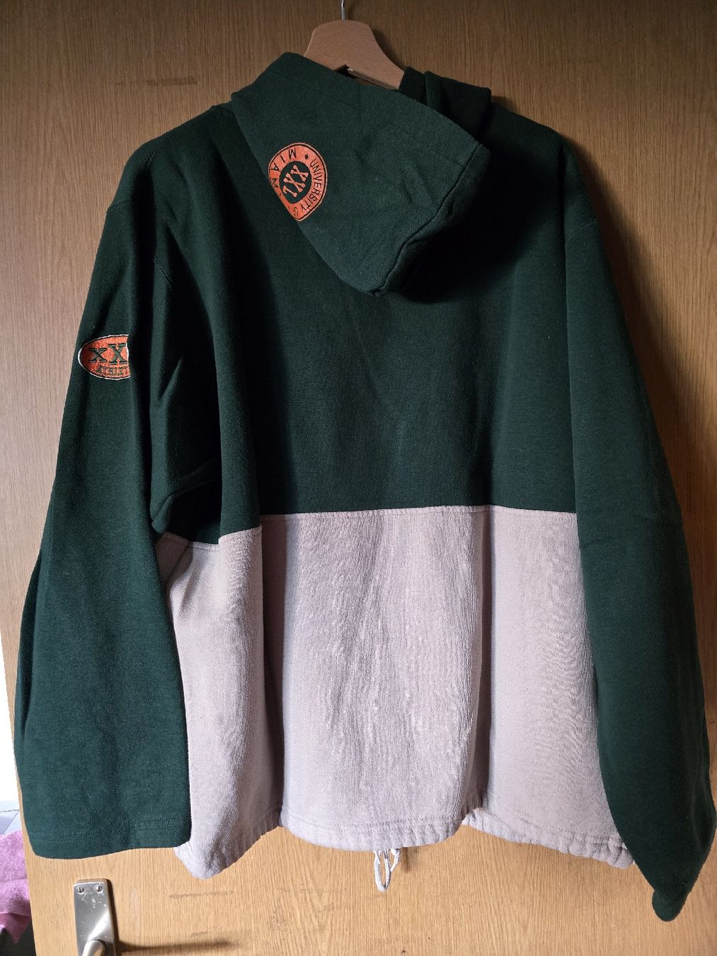 Pullover & Sweatshirts: Miami Hurricanes Vintage Hoodie / Pullover – Gebraucht aus Bronschhofen von dvnb 2