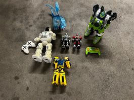 Roboter Spielzeug Set mit Fernbedienungen guter Zustand