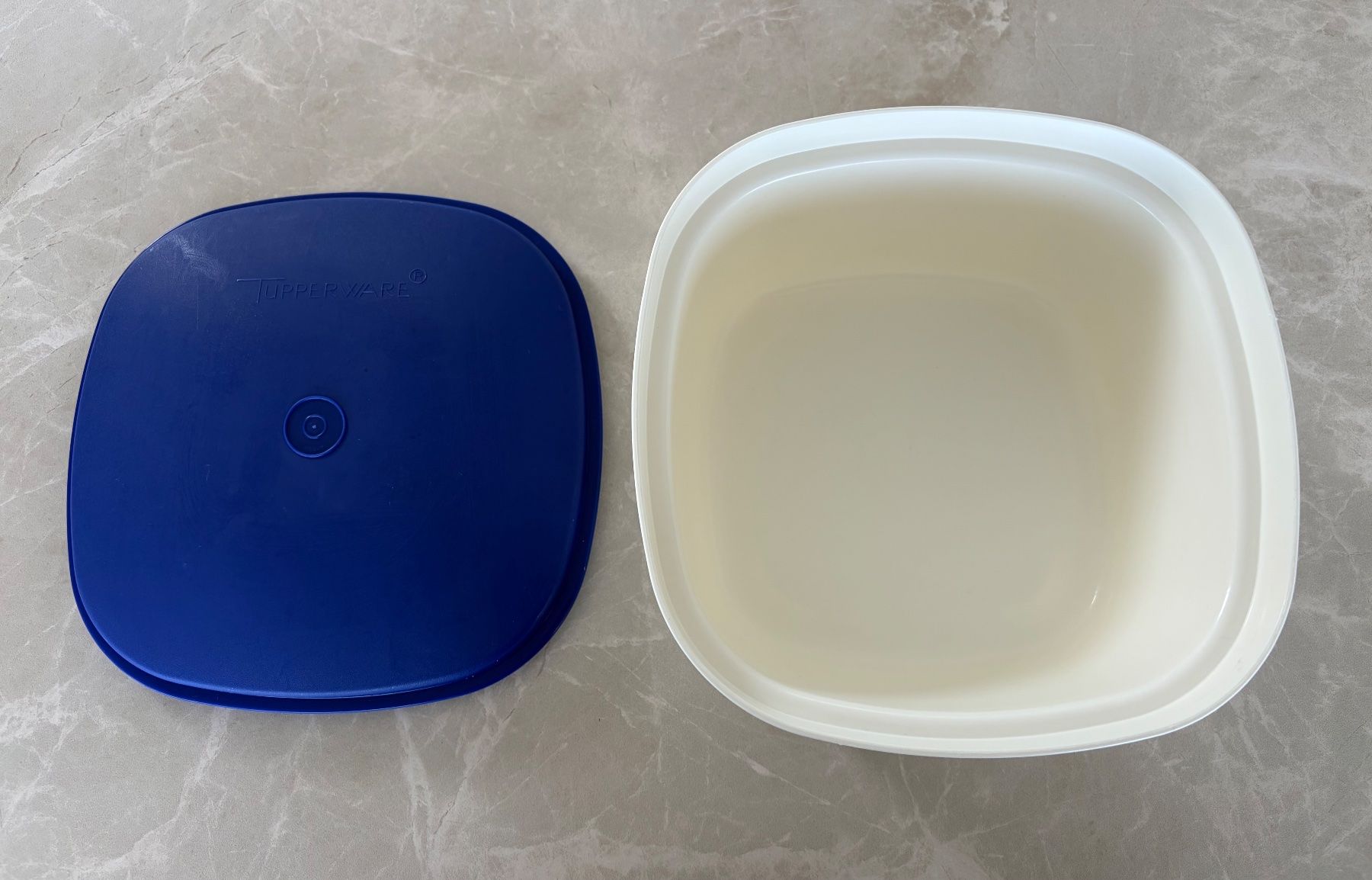 Tupperware Contenitori & Simili: TUPPERWARE Multi Server – Usato da Degersheim venduto da Starkigel 1
