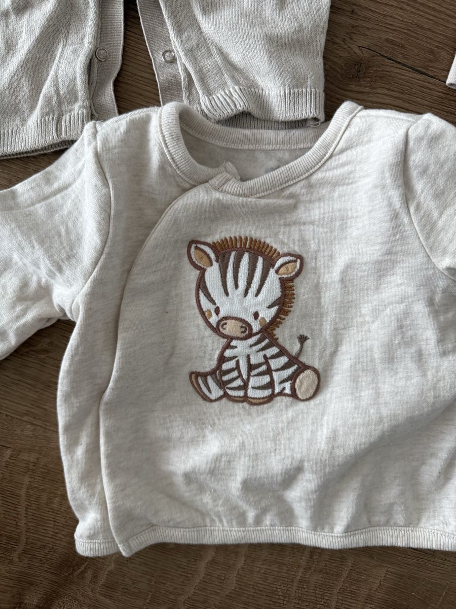 Lotti & Set di vestiti: Set 6teilig beige/weiss Gr. 56 – Nuovo (secondo la descrizione) da Olten venduto da smashbox