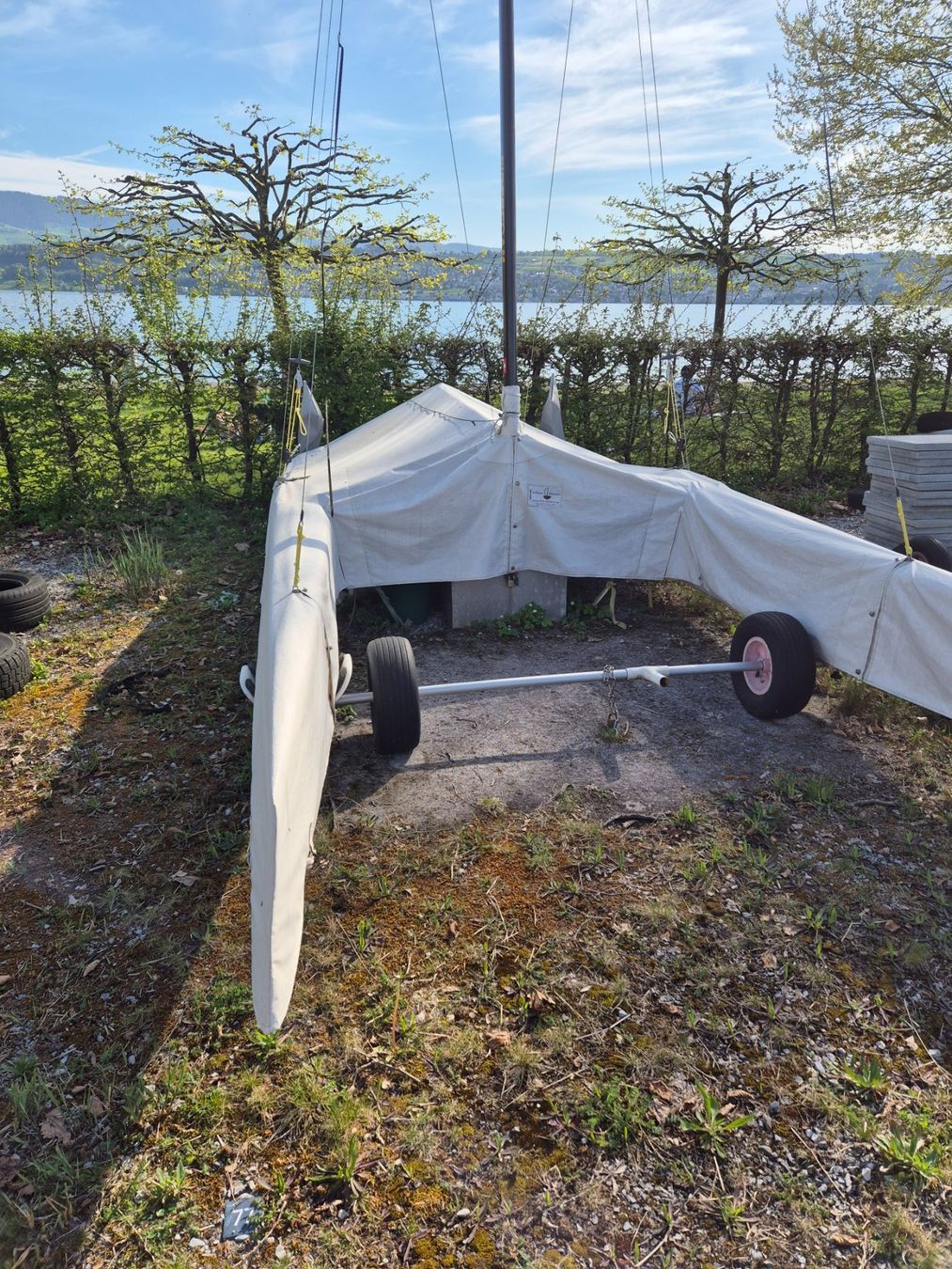 Barche: A Katamaran zu verkaufen – Usato da Uerikon venduto da Claser 5