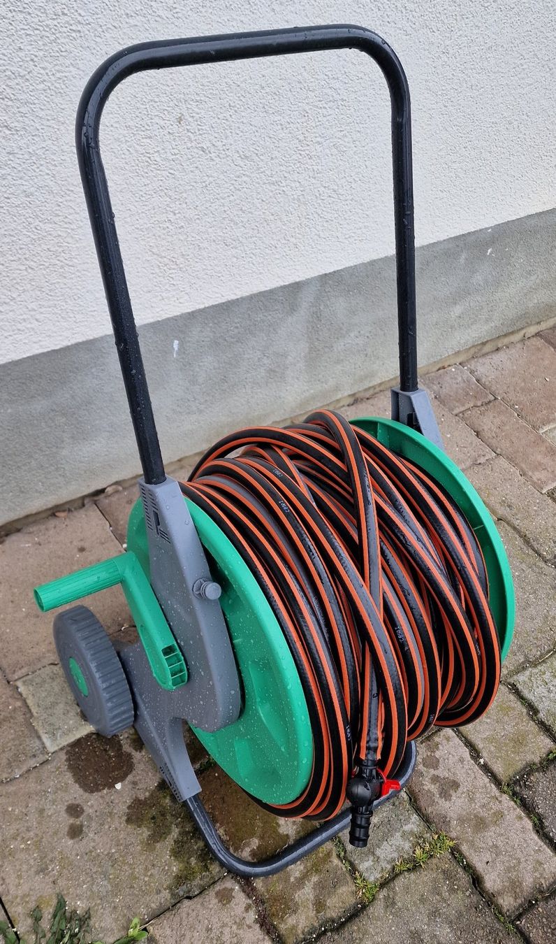 Gardena Rohre & Schläuche: Schlauchwagen mit 50m Schlauch – Gebraucht aus Mauren TG von  1