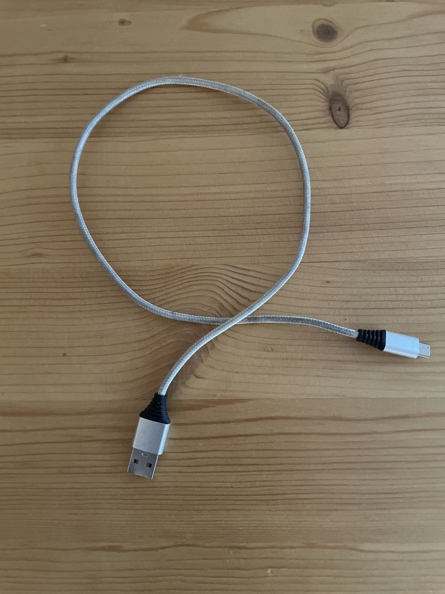 Cavi: USB Kabel, Silber, Micro USB, Top Zustand! – Usato da Spreitenbach venduto da Gloxinia