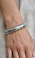 Bracciale ad anello elastico in acciaio inox