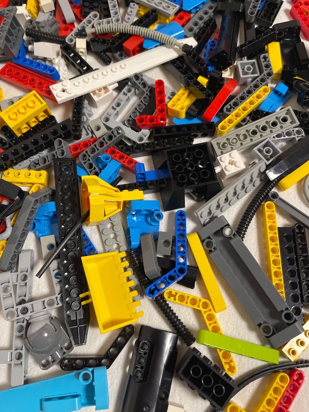 Lego Giocattoli: Lego - Viel Technik Teile – Usato da Gelterkinden venduto da cobra0110 3