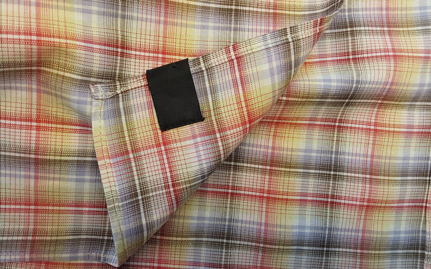 Foulard & Sciarpe: Tuch Baumwolle quadratisch Revolution – Nuovo (secondo la descrizione) da Köniz venduto da scopello12 3