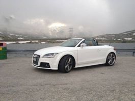 Audi TTS Roadster 2.0 TFSI quattro S tronic | nur 25000 km