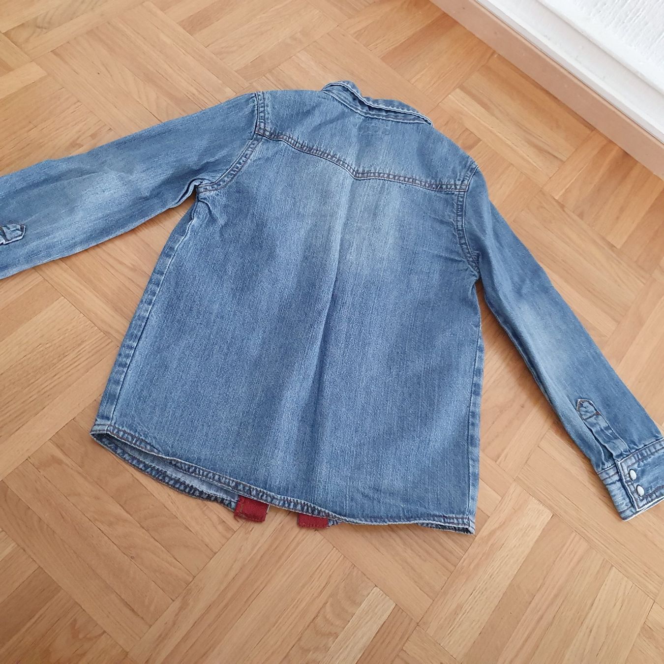 Camicie, T-shirt & Polo: Chemise en 👖 108 – Usato da Prilly venduto da RoDyRe 3