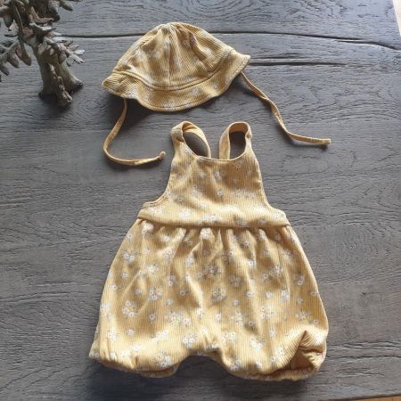 🐸 BABY STRAMPLER KURZ / LATZHOSE / HOSE mit SONNENHUT 68