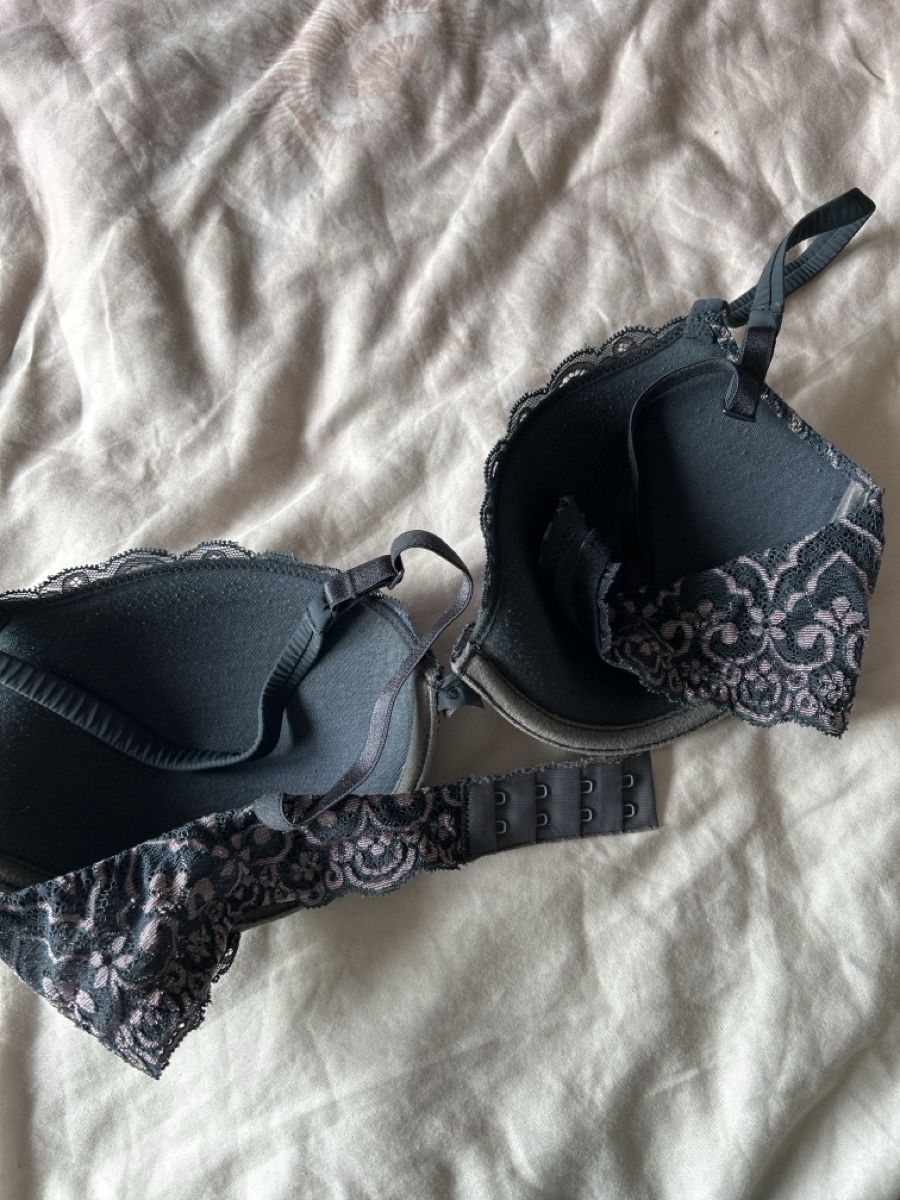 Intimissimi Altra biancheria intima: BH Intimissimi 75C – Usato da Oberdorf BL venduto da Luka02 1