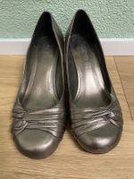 Goldige (Kupfrige) Pumps Aldo Grösse 36