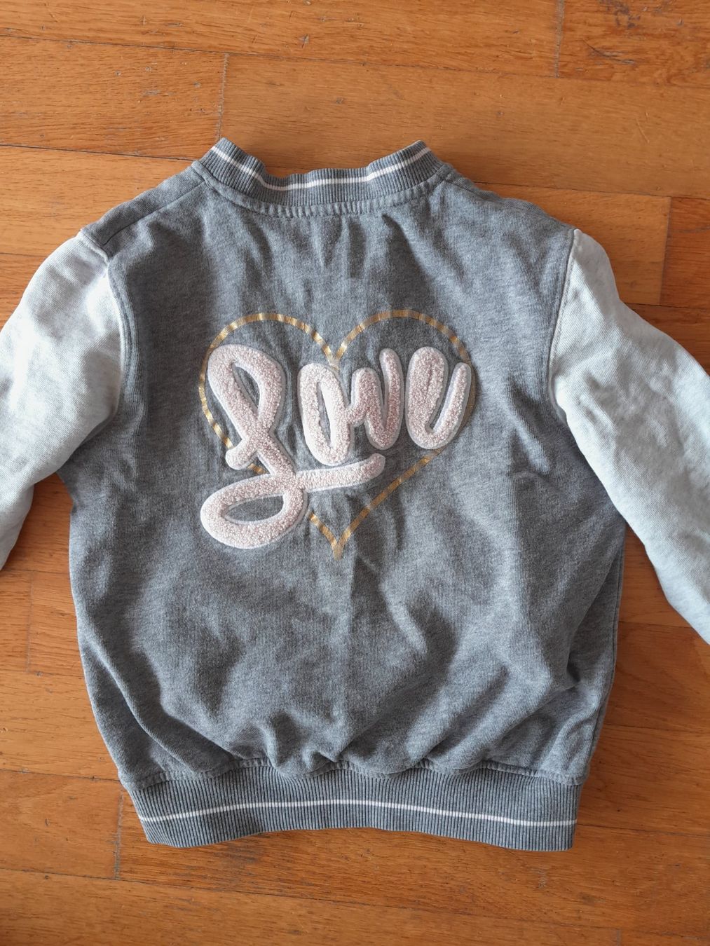 H&M Jacken & Mäntel: Jacke Grösse 122/128 von h&m – Gebraucht aus Worb von Osterthal 2