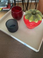 Set mit 3 Deko-Artikeln aus Glas und Keramik blaues & rotes