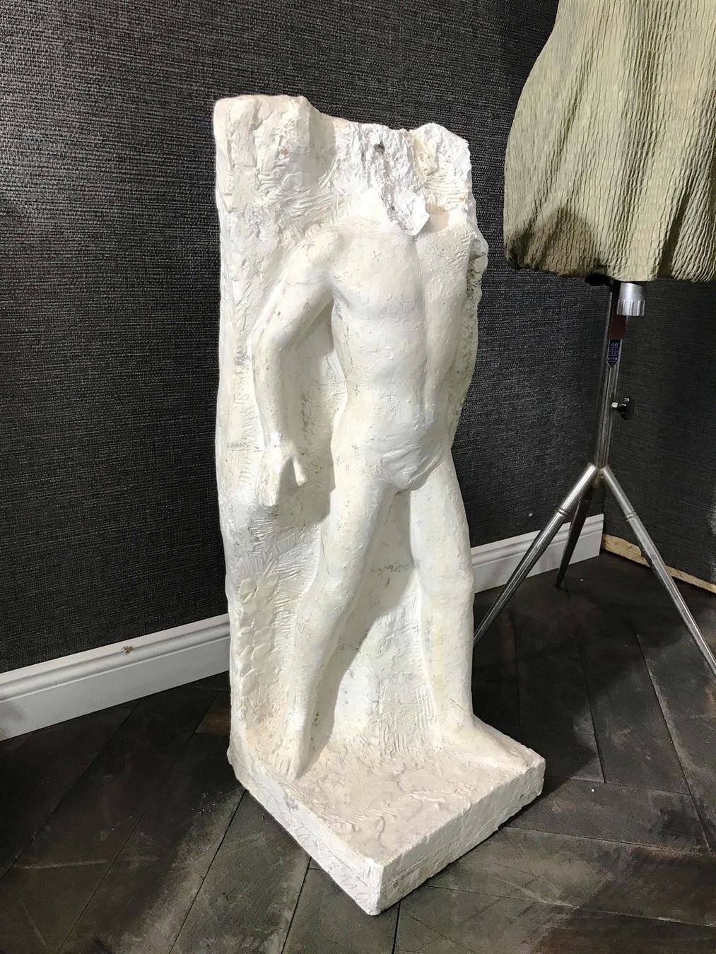 Sculture & Statue: Gipsskulptur Model aus Atelier Kopflos – Usato da Laufenburg venduto da industrial-silence 1