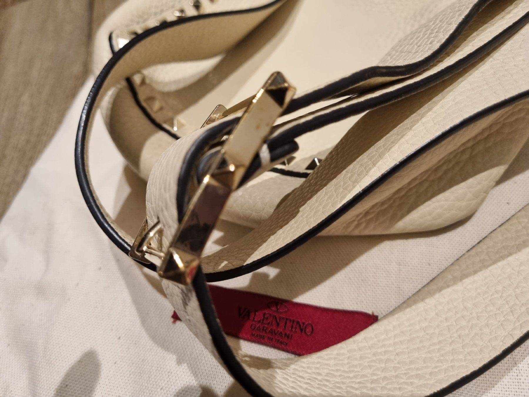 Valentino Taschen für Damen: Valentino Garavani Rockstud Hobo Small – Neu (gemäss Beschreibung) aus Uerkheim von Pod23 2