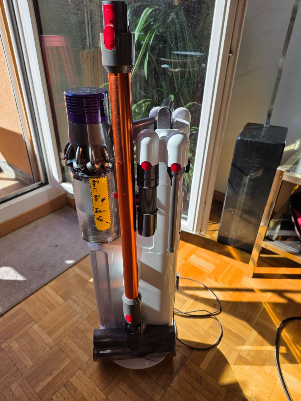 Dyson Staubsauger & Zubehör: Aspirateur Dyson kit complet – Gebraucht aus Genève von nat_xxb5 3