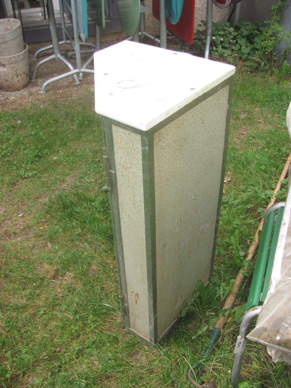 Schränke: Eckmöbel Arztmöbel Blech Schrank uralt – Gebraucht aus Malters von monarkli 3