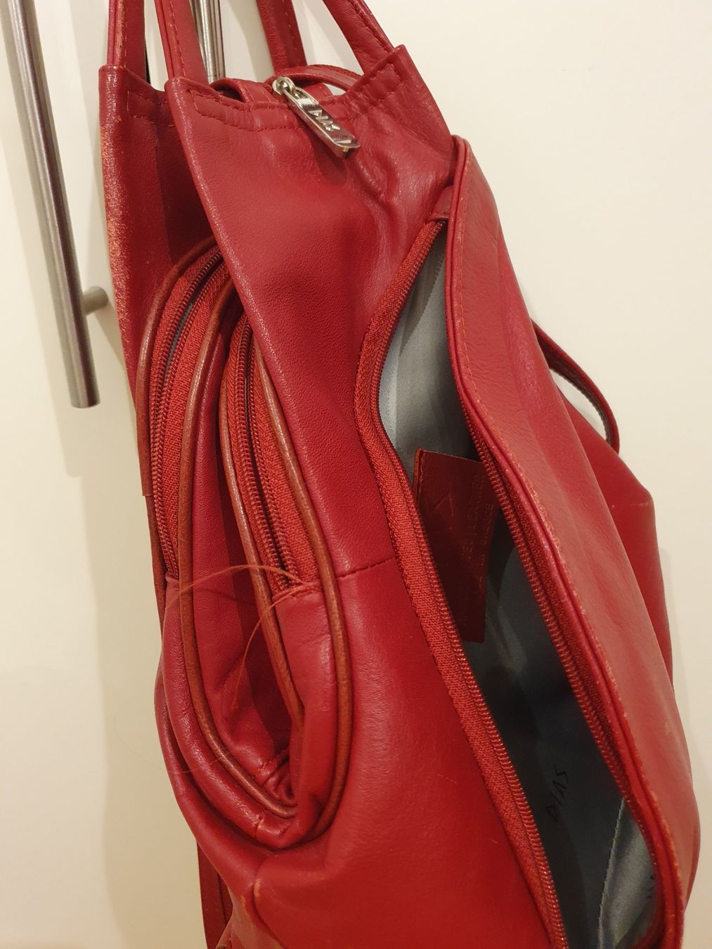 Zaini: Leder Rucksack rot – Usato da Heinrichswil venduto da sabi2809 7