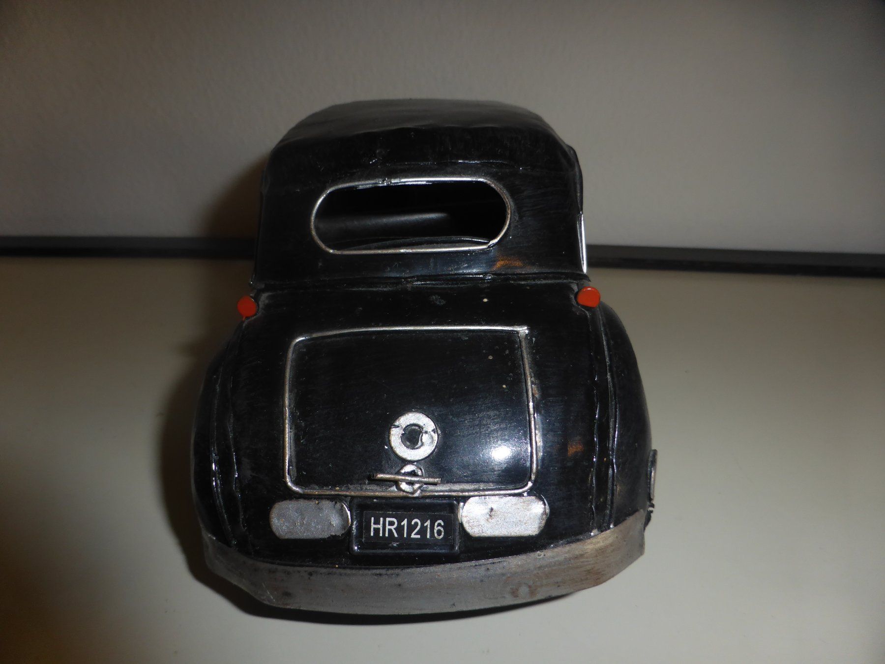 Alle Dekorationen: VINTAGE AUTO DEKO AUS BLECH – Gebraucht aus basel von tama_fab 4
