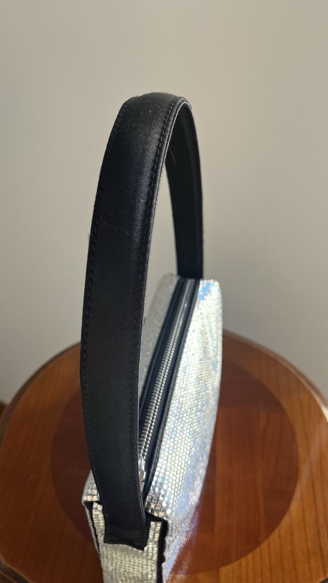 Arket Borse da donna: Borsa ARKET a spalla argentata con strass nuova – Nuovo (secondo la descrizione) da Lugano venduto da yul_fhg2 4
