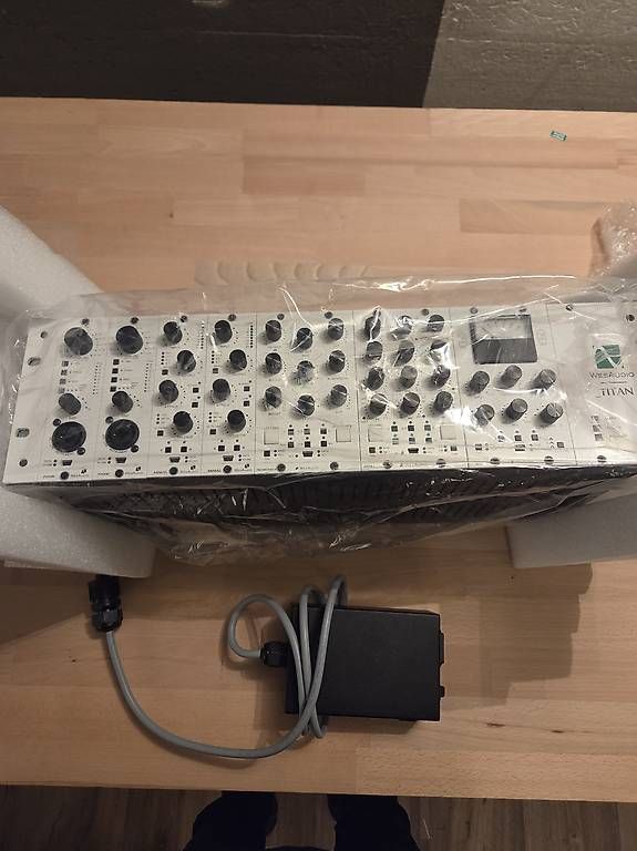 Strumenti musicali: Wes Audio 500 Api System – Usato da Zürich venduto da Flvr