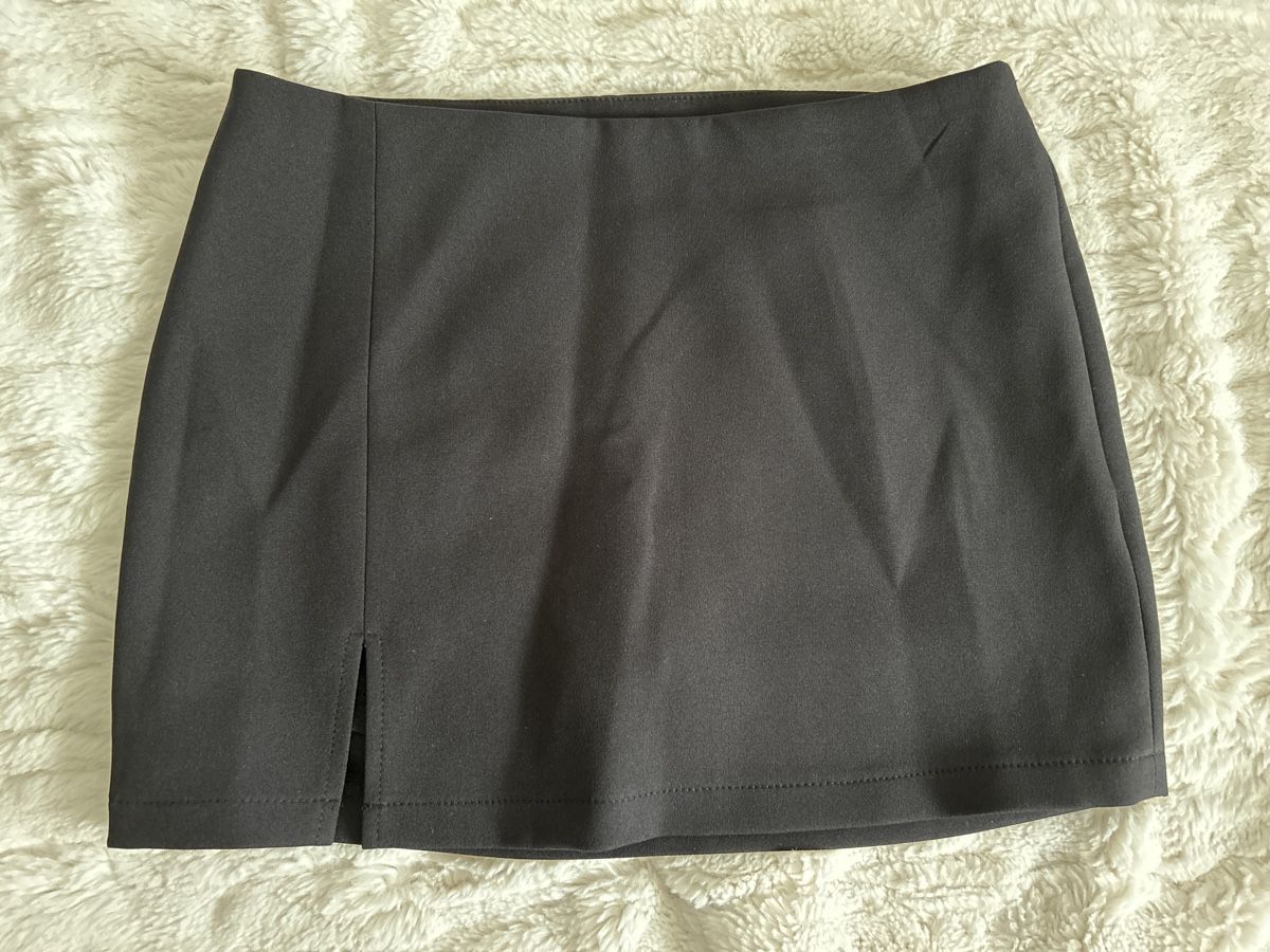 Bershka Röcke: Bershka Rock Gr. XS – Neu (gemäss Beschreibung) aus Rotkreuz von tha_lb6g