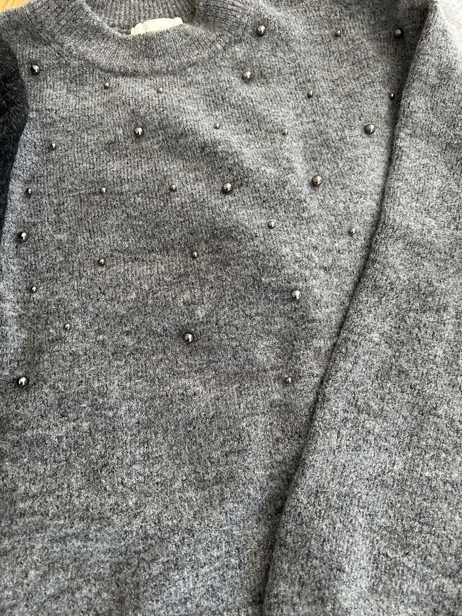 H&M Kleiderpakete: 🩶Set Pullover Perlen🩶 – Gebraucht aus Kilchberg BL von ann_kwk5 2