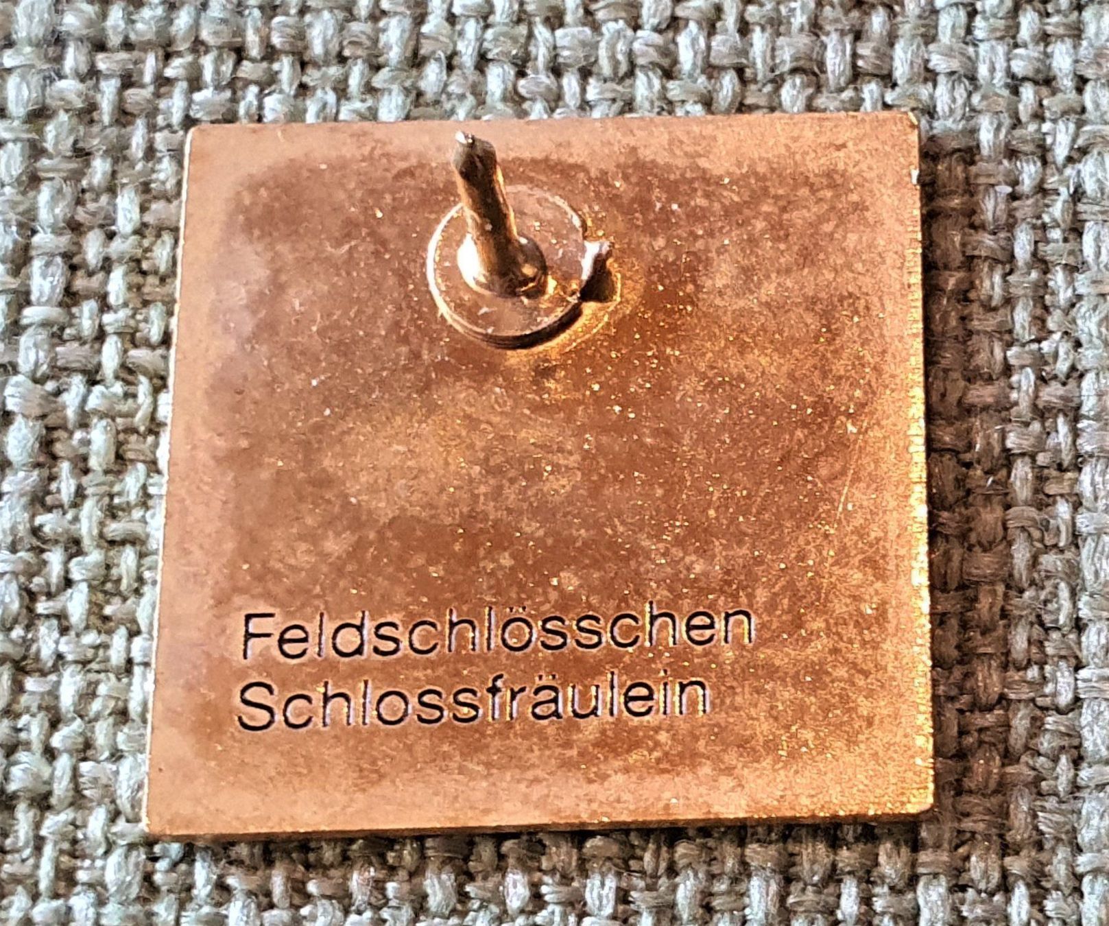 Alle Briefmarken: J935 Feldschlösschen Schlossfräulein – Gebraucht aus Reinach BL von Boston-Verkauf 1