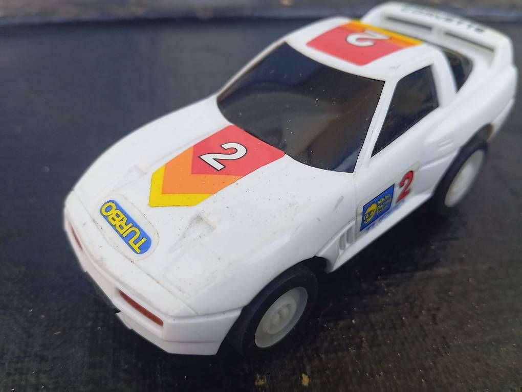 Piste: Rennauto Corvette – Usato da Basel venduto da Petergunn