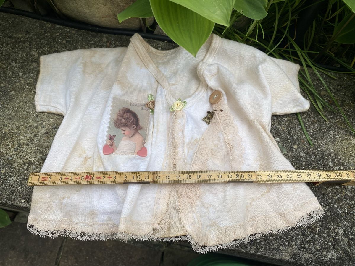 Bambole: für Puppen oder Teddy‘s 2 Jäckchen – Nuovo e nell'imballaggio originale da Langenthal venduto da flower101 3