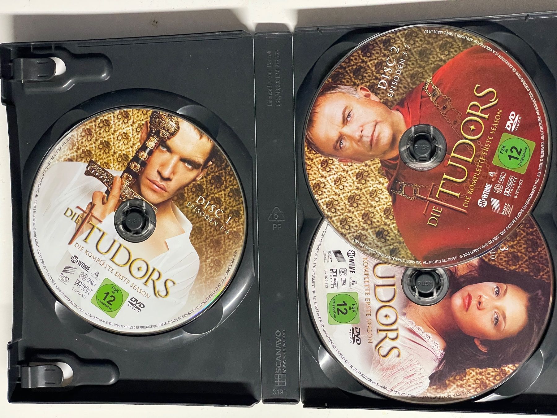 Tous les DVDs: Die Tudors komplett 1 – D'occasion à Muri b. Bern par AdidasCollector 1