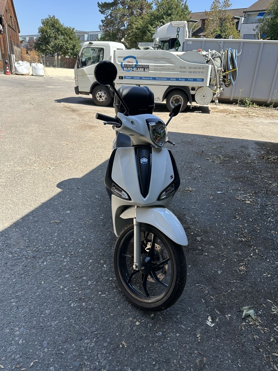 Piaggio Scooter: PIAGGIO Liberty 125 ABS – Usato da Riehen venduto da SpezMotfSchweizer 1