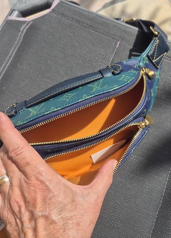 Borse: LV Rush Bumbag neues Modell  – Usato da Buchs ZH venduto da caro0310 2