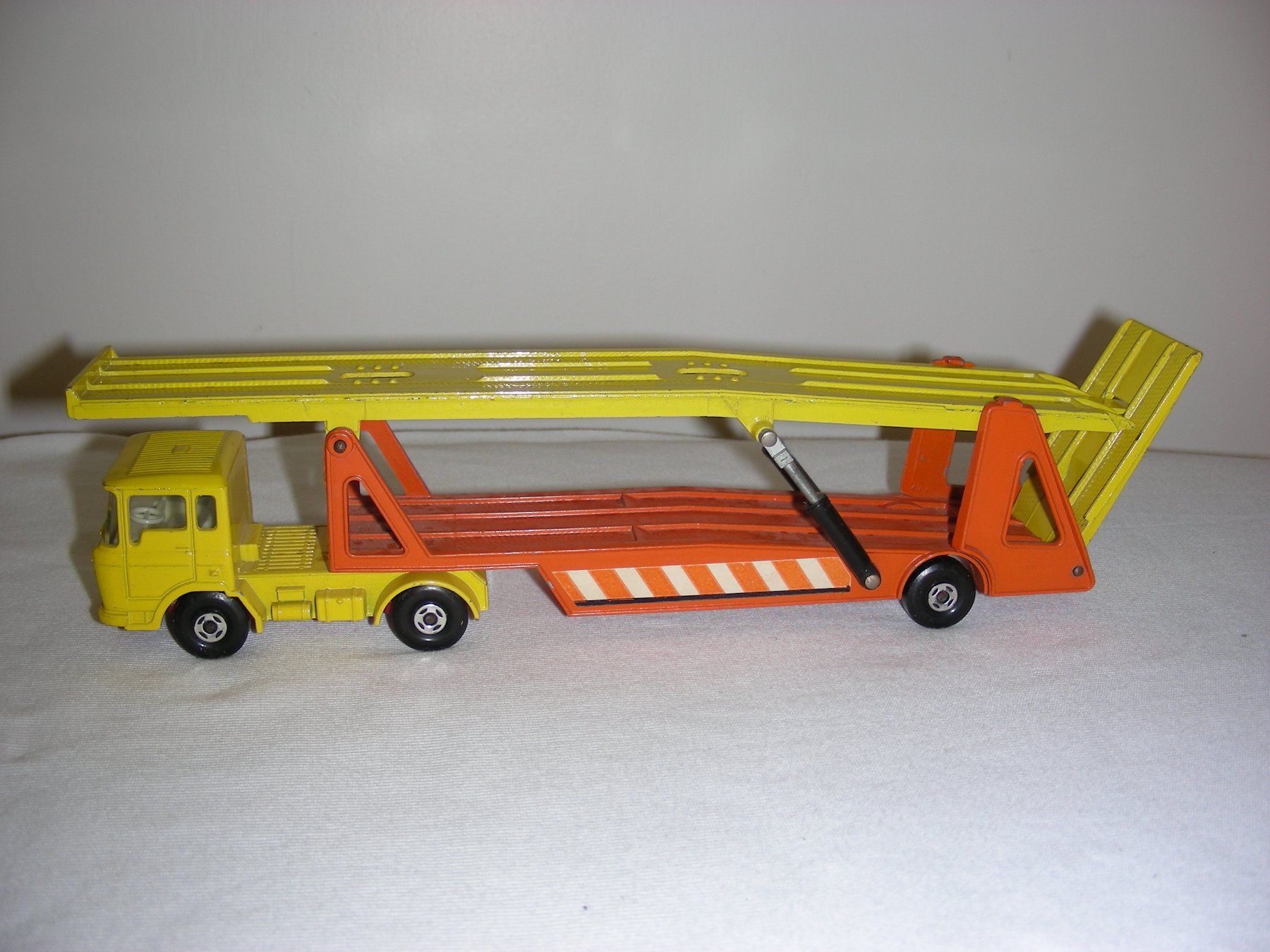 Vntage 70’s Matchbox Lesney Lot of 9 Superfast Cars Tucks Boats Le Car